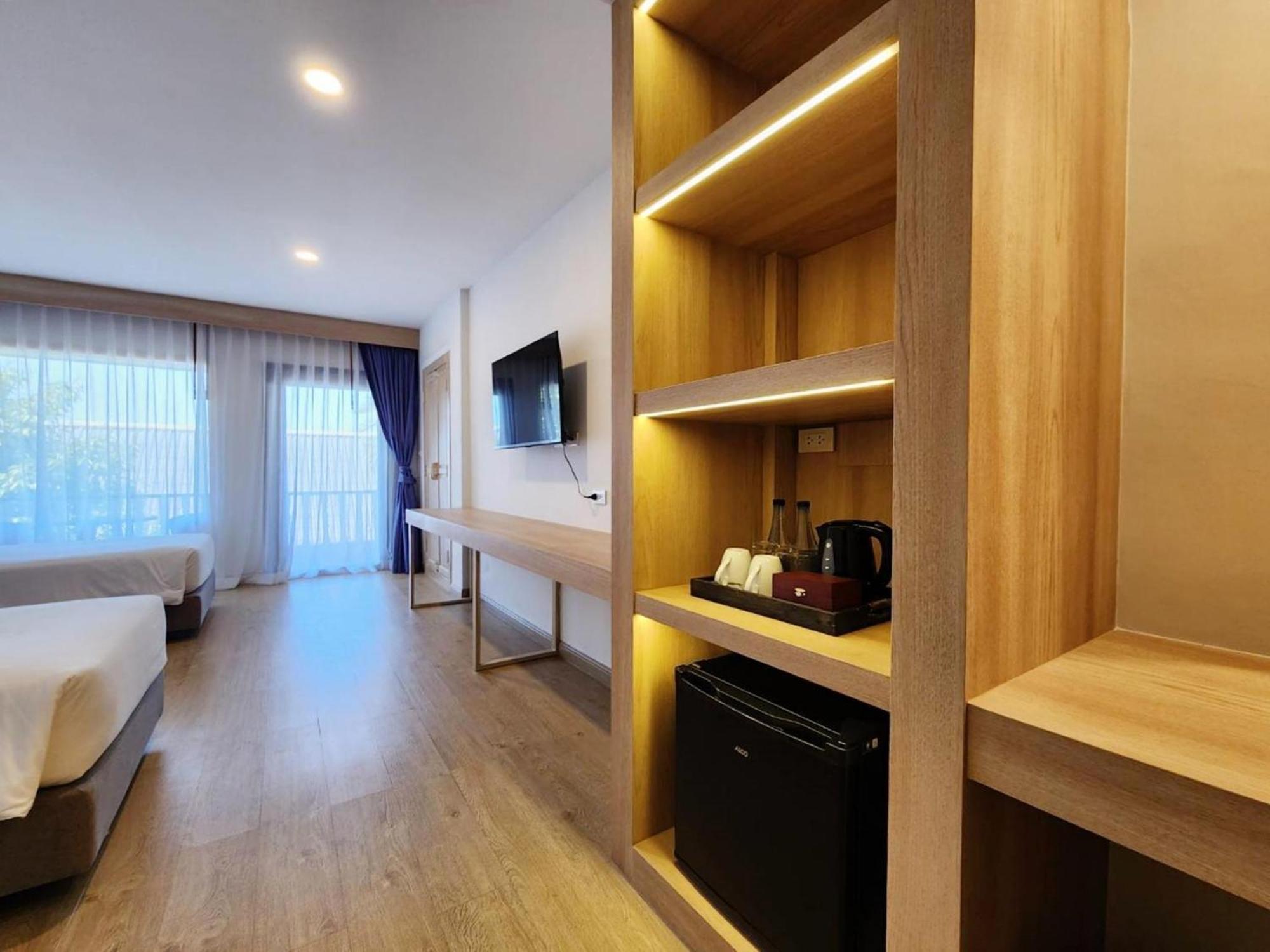 Namaka Resort Kamala - SHA Extra Plus Bagian luar foto